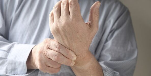 Pain in wrists